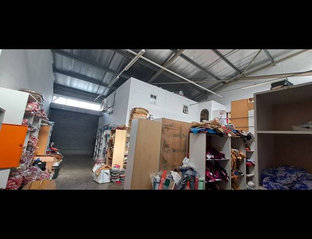 231M² WAREHOUSE FOR SALE IN UMGENI BUSINESS PARK